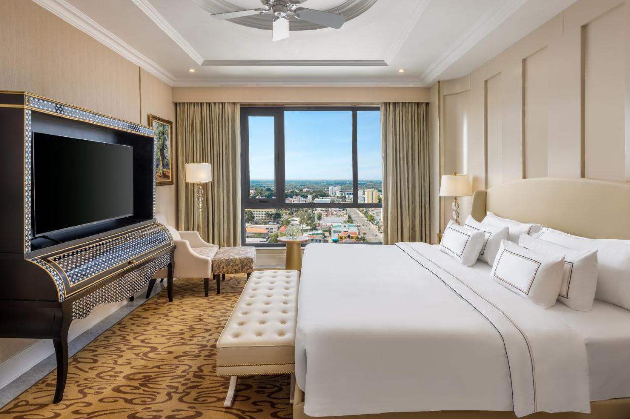 Hotel Melia Vinpearl Tay Ninh Esterno foto